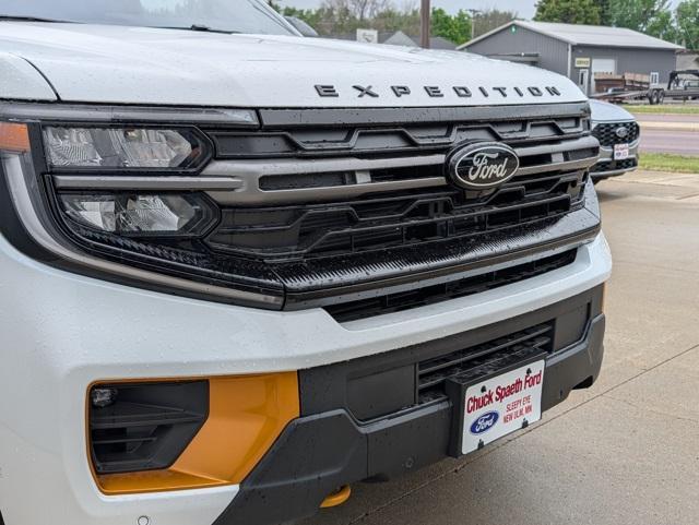 new 2025 Ford Expedition car, priced at $81,925