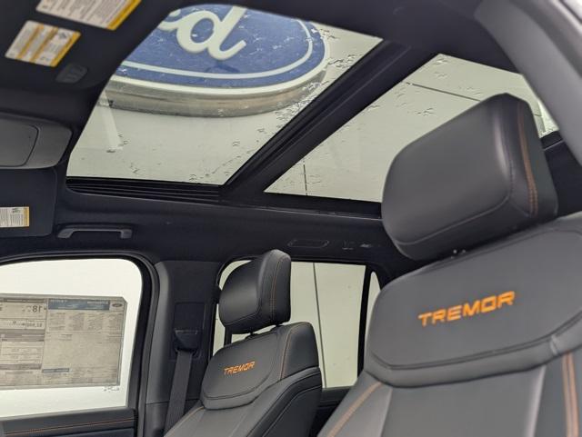 new 2025 Ford Expedition car, priced at $81,925