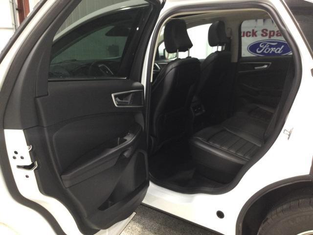 used 2024 Ford Edge car, priced at $32,900