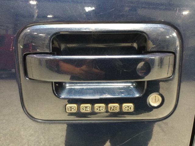 used 2013 Ford F-150 car, priced at $14,900