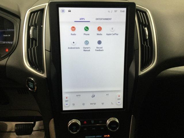 used 2024 Ford Edge car, priced at $29,900