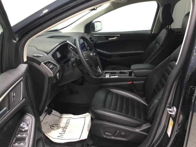 used 2024 Ford Edge car, priced at $29,900