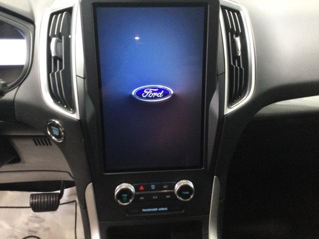 used 2024 Ford Edge car, priced at $29,900