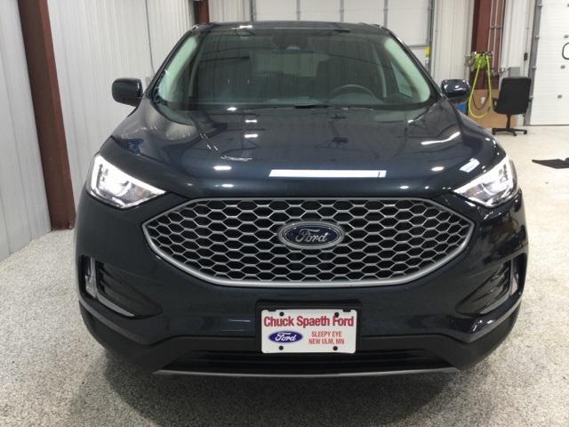 used 2024 Ford Edge car, priced at $29,900