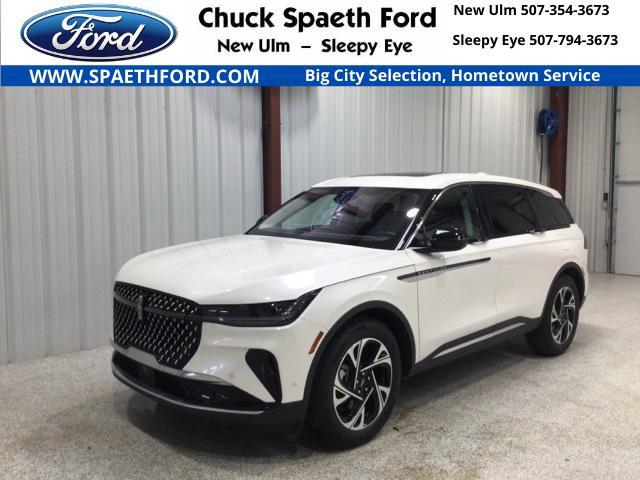 used 2024 Lincoln Nautilus car, priced at $56,900