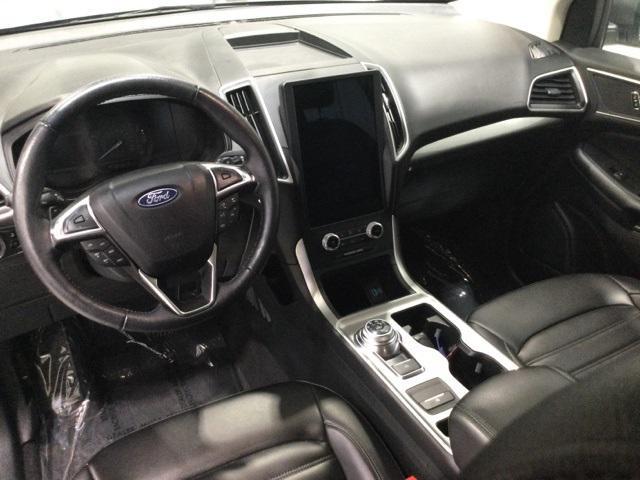 used 2024 Ford Edge car, priced at $30,900