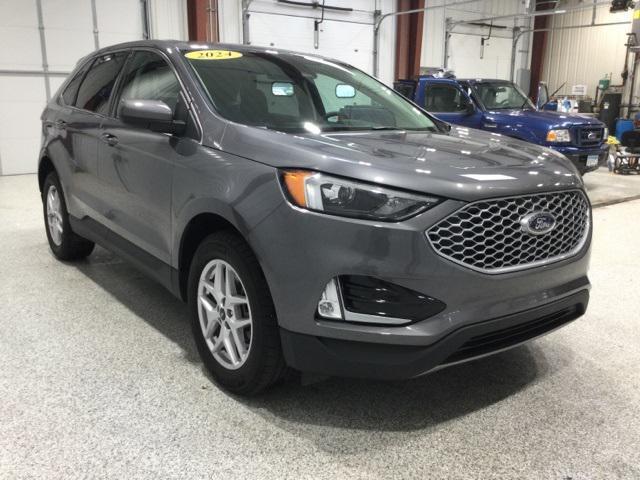 used 2024 Ford Edge car, priced at $30,900