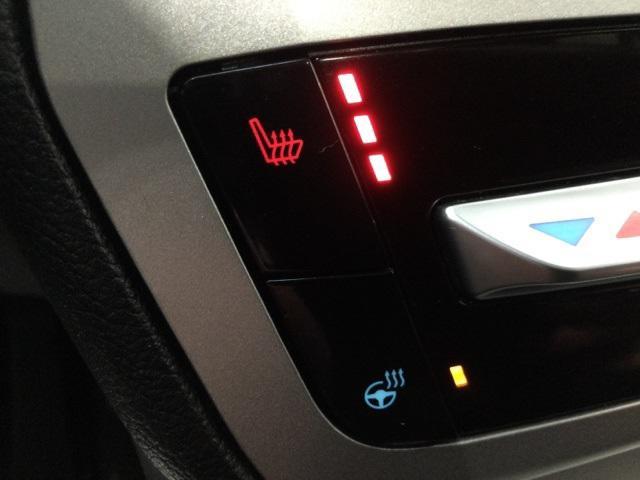 used 2022 Ford Explorer car, priced at $28,900