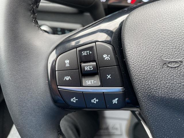 used 2022 Ford Escape car, priced at $20,900