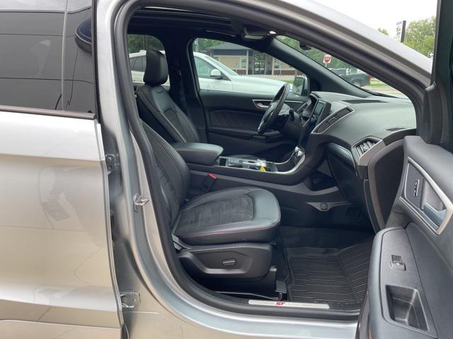 used 2024 Ford Edge car, priced at $34,500