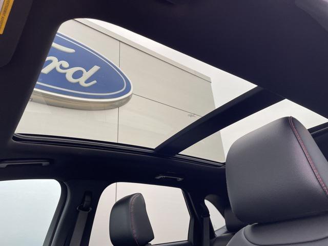 used 2024 Ford Edge car, priced at $34,500