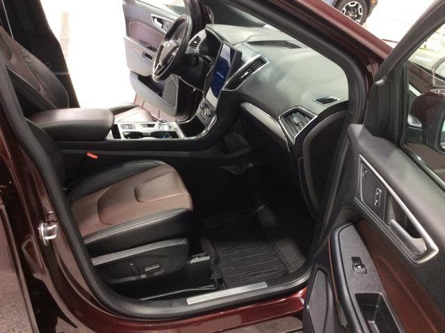 used 2022 Ford Edge car
