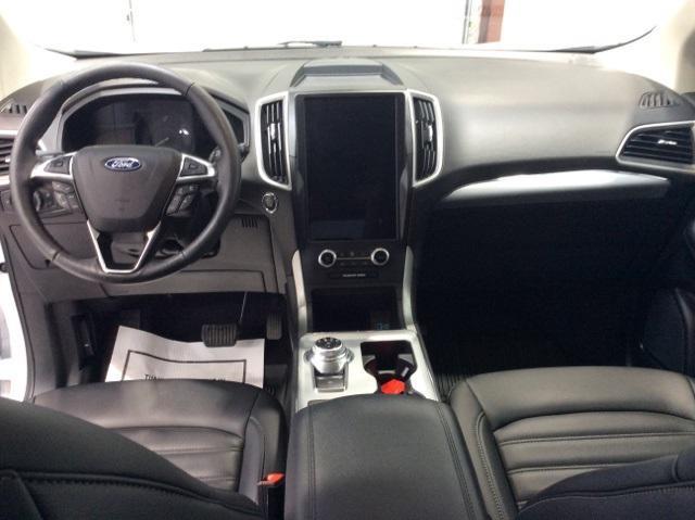 used 2022 Ford Edge car, priced at $28,900