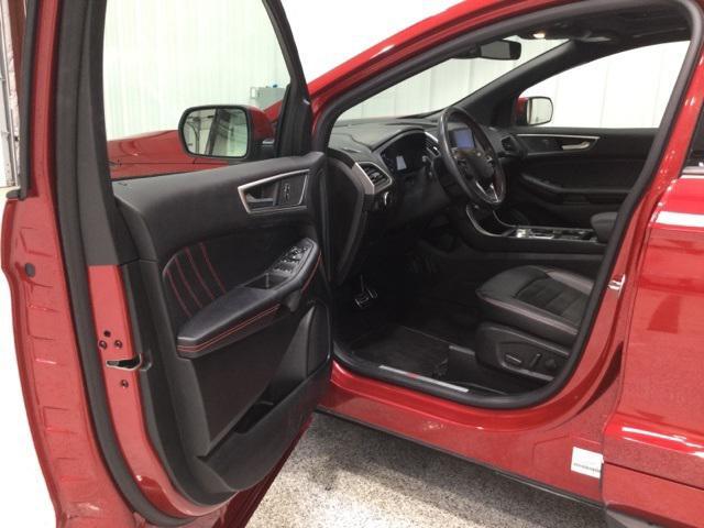 used 2023 Ford Edge car, priced at $33,900