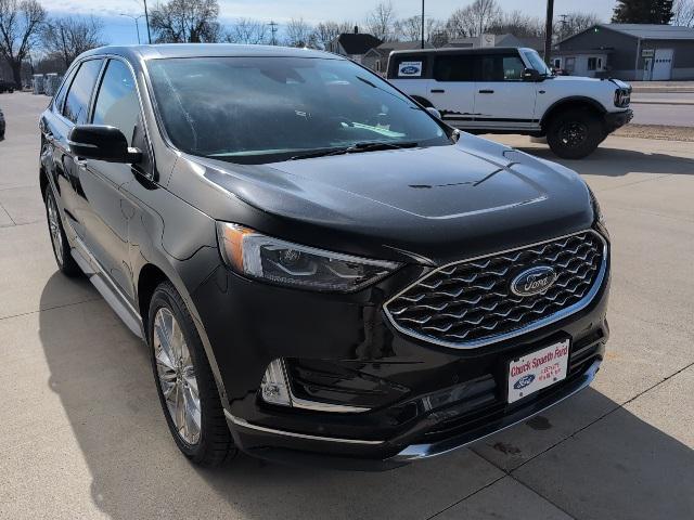 used 2022 Ford Edge car, priced at $29,900