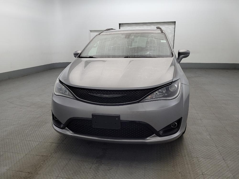 used 2019 Chrysler Pacifica car, priced at $14,395