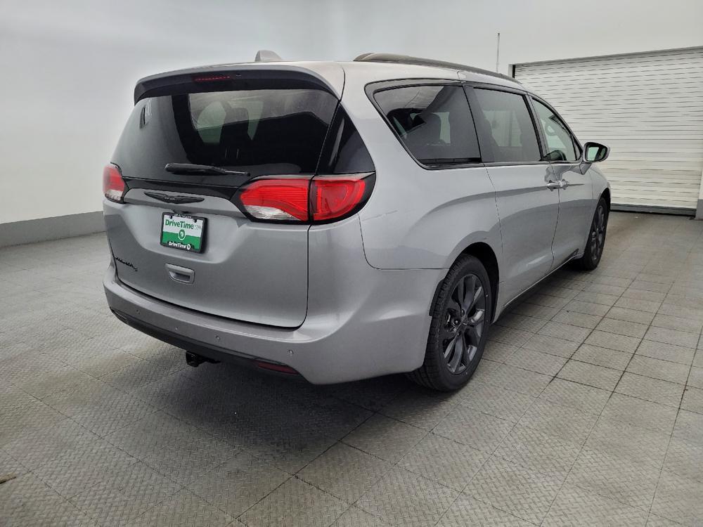 used 2019 Chrysler Pacifica car, priced at $14,395