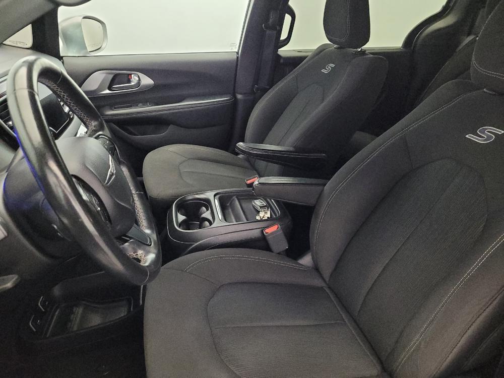used 2019 Chrysler Pacifica car, priced at $14,395