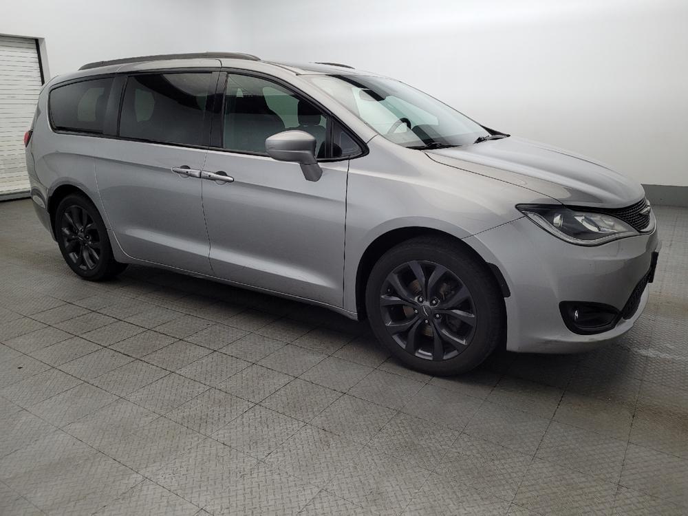 used 2019 Chrysler Pacifica car, priced at $14,395