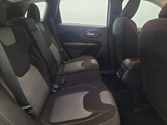 used 2014 Jeep Cherokee car, priced at $13,495