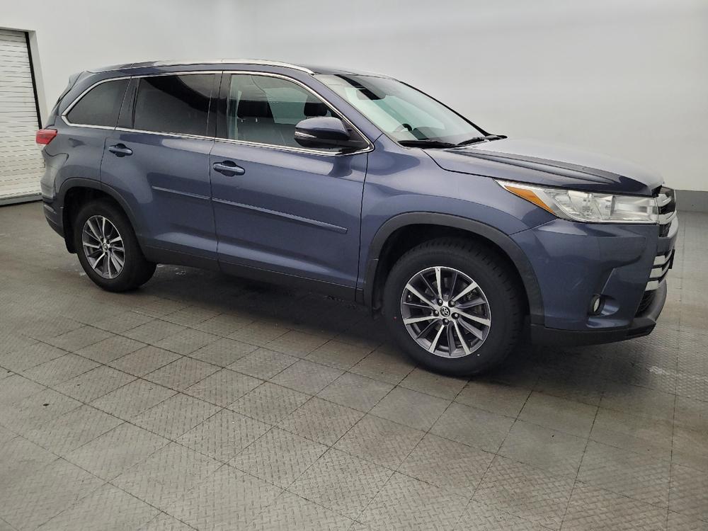 used 2019 Toyota Highlander car, priced at $23,195