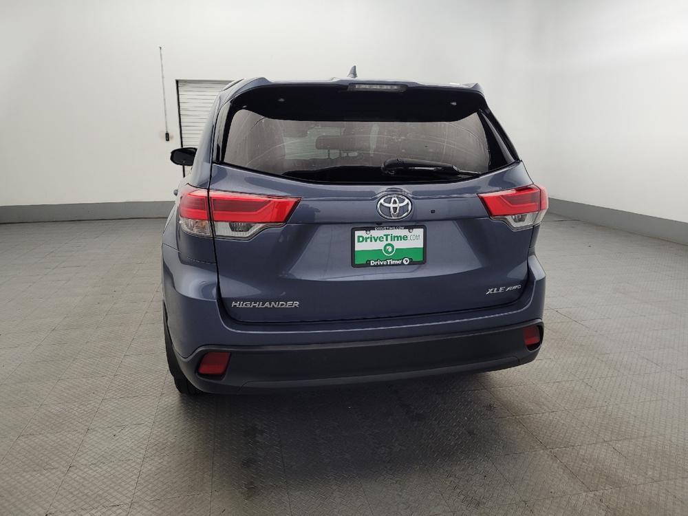 used 2019 Toyota Highlander car, priced at $23,195