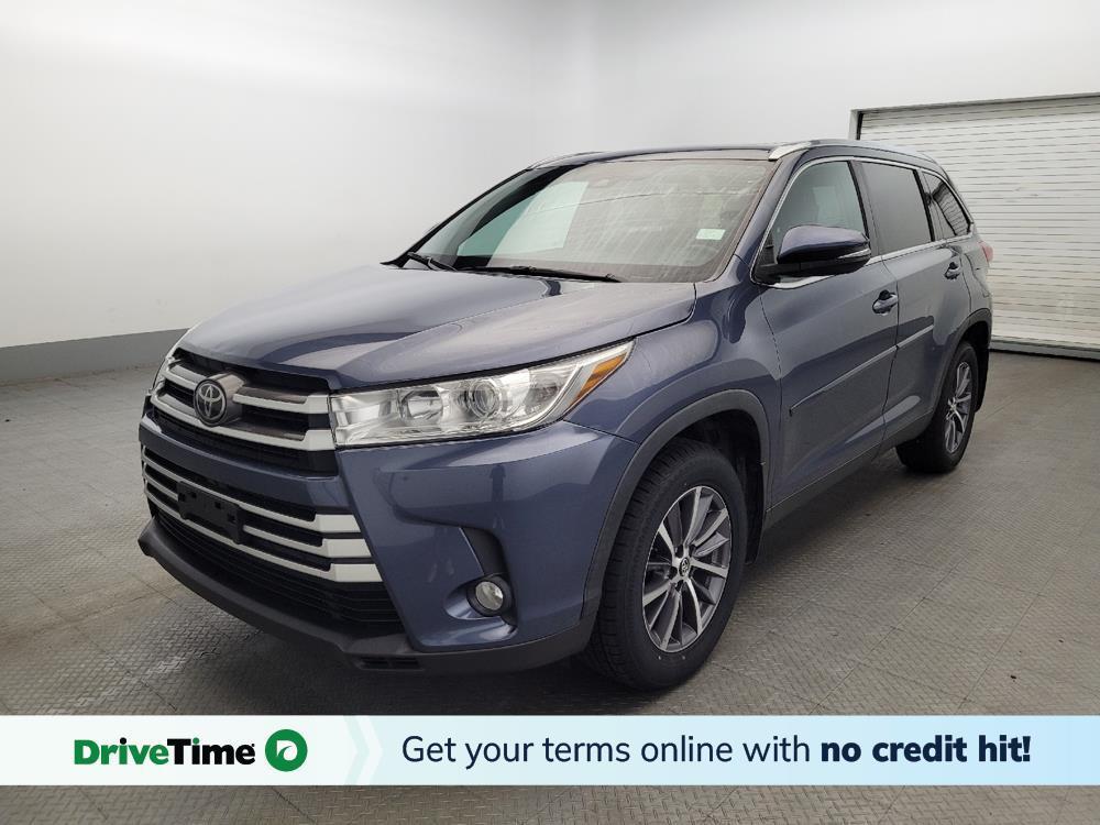 used 2019 Toyota Highlander car, priced at $24,695