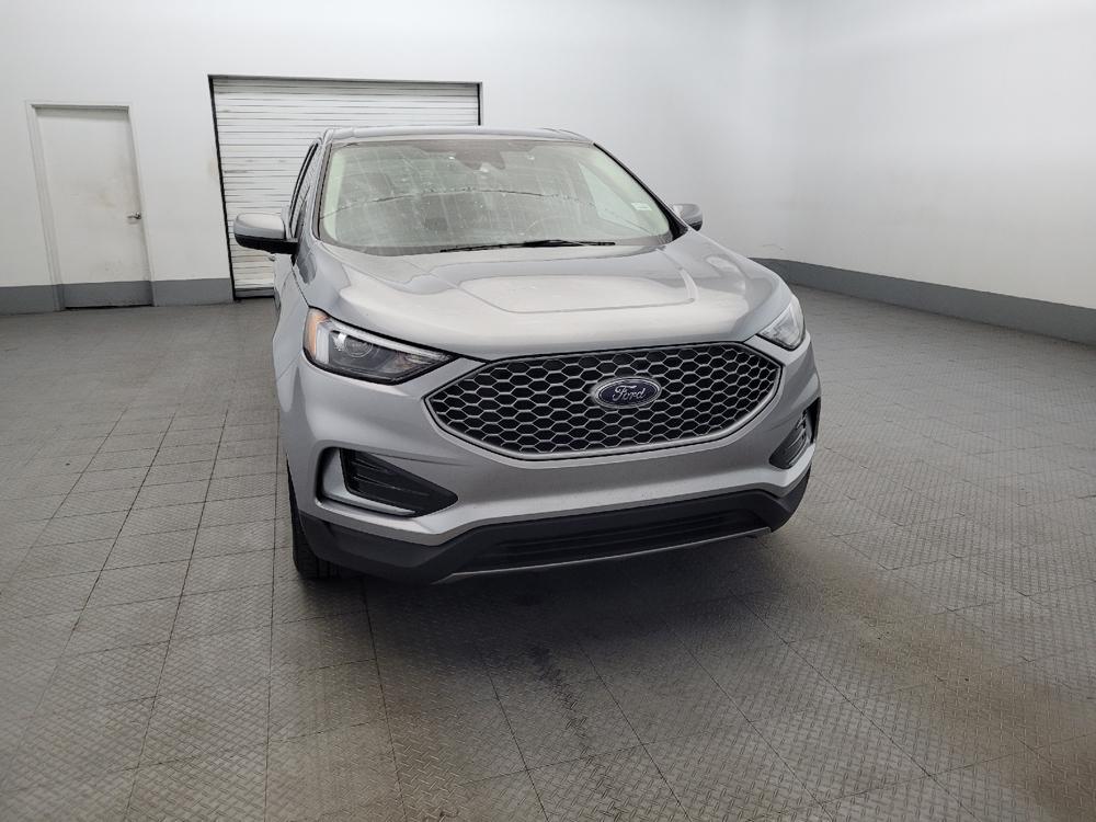 used 2024 Ford Edge car, priced at $24,295