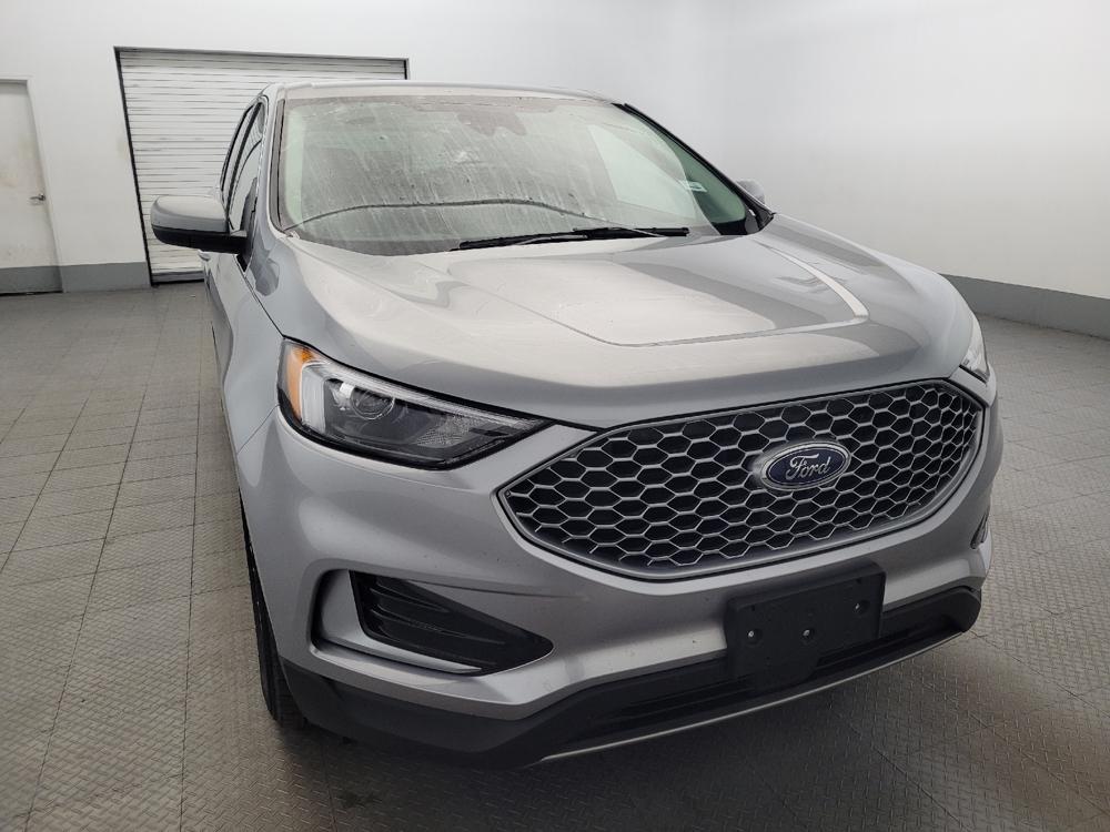 used 2024 Ford Edge car, priced at $26,895