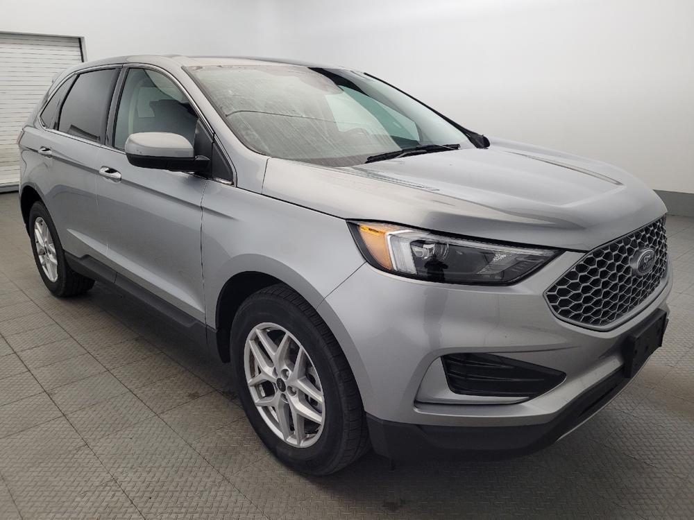 used 2024 Ford Edge car, priced at $26,895