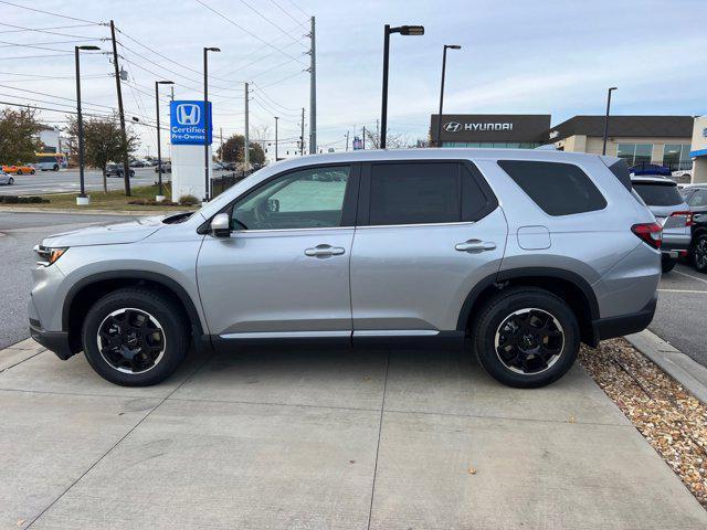 new 2025 Honda Pilot car, priced at $48,895