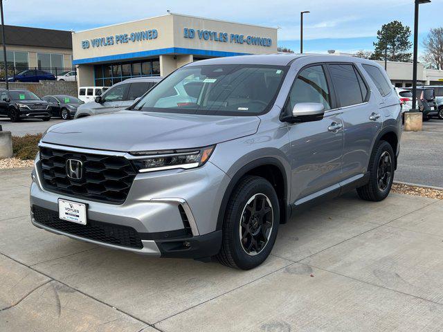 new 2025 Honda Pilot car, priced at $48,895