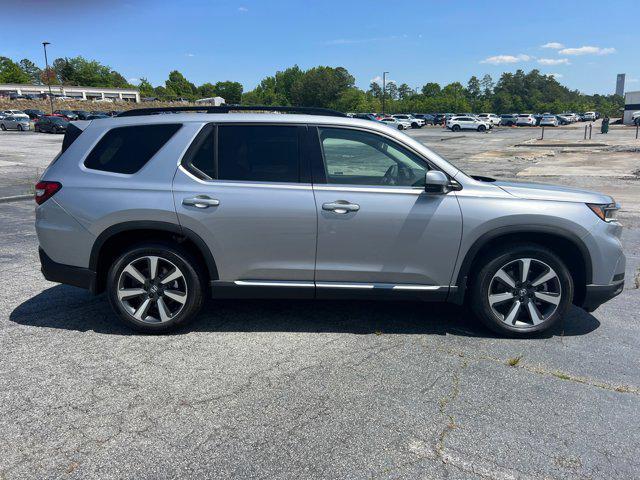 new 2025 Honda Pilot car, priced at $48,895