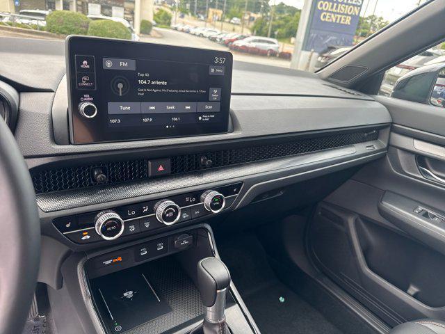 new 2026 Honda CR-V Hybrid car, priced at $40,575