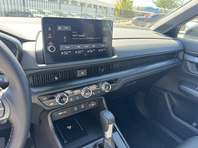 new 2026 Honda CR-V Hybrid car, priced at $40,175