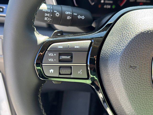 new 2025 Honda Pilot car, priced at $49,705