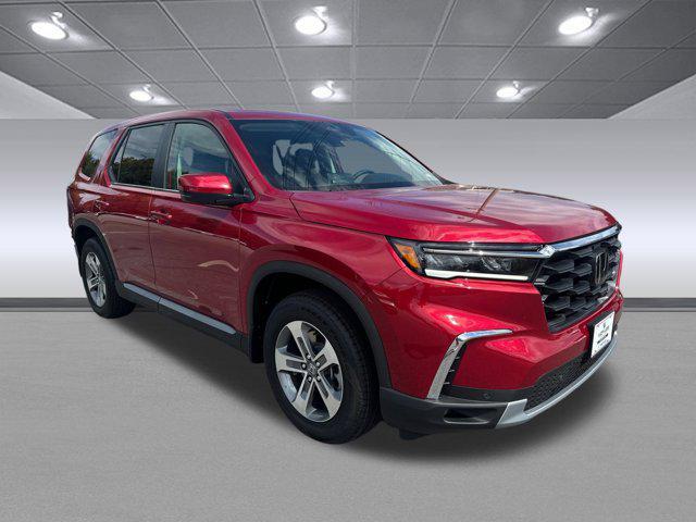 new 2025 Honda Pilot car, priced at $47,450