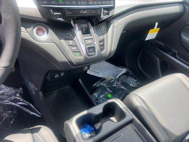 new 2025 Honda Odyssey car, priced at $44,125