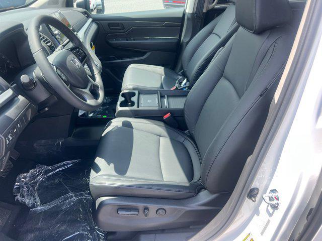new 2025 Honda Odyssey car, priced at $44,125