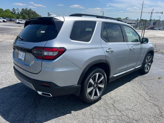 new 2025 Honda Pilot car, priced at $48,895