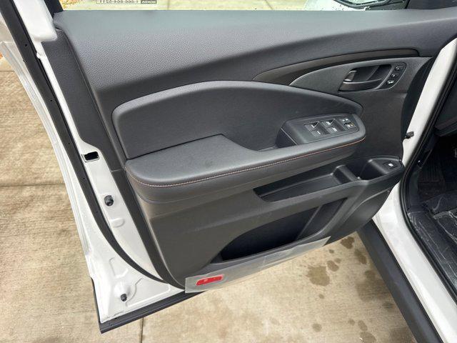 new 2025 Honda Ridgeline car, priced at $47,285
