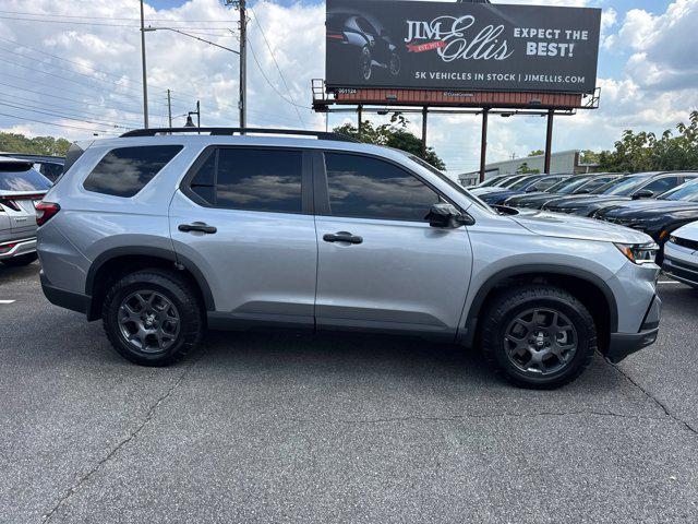 used 2024 Honda Pilot car, priced at $43,248