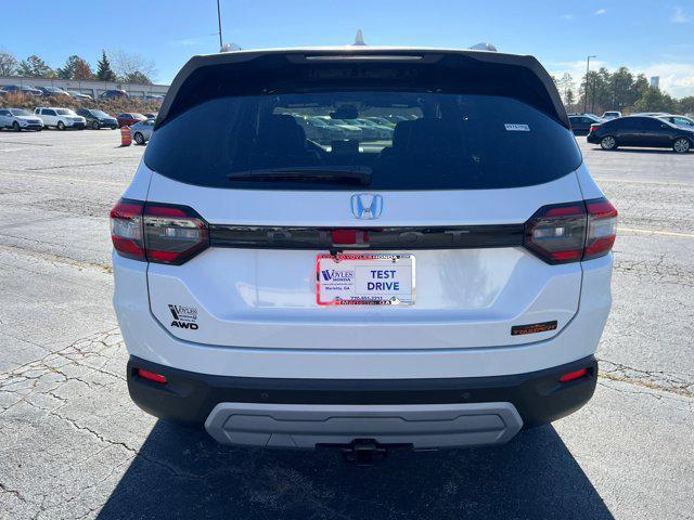 new 2025 Honda Pilot car, priced at $51,350