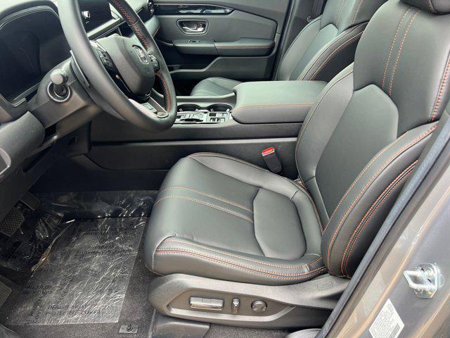 new 2025 Honda Pilot car, priced at $50,795