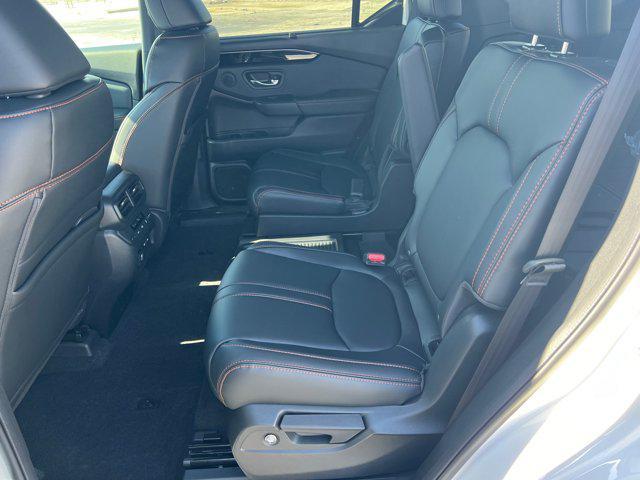 new 2025 Honda Pilot car, priced at $51,305