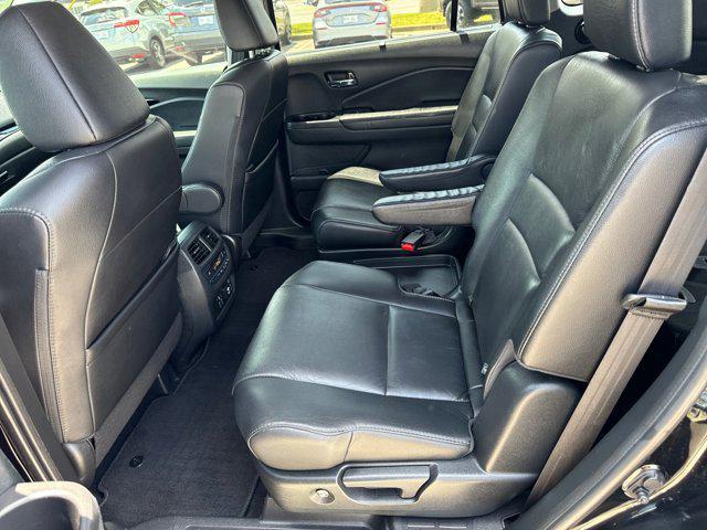 used 2022 Honda Pilot car, priced at $36,988