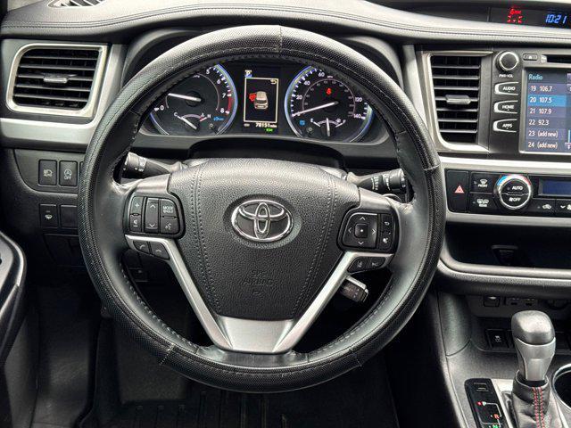 used 2019 Toyota Highlander car, priced at $26,991