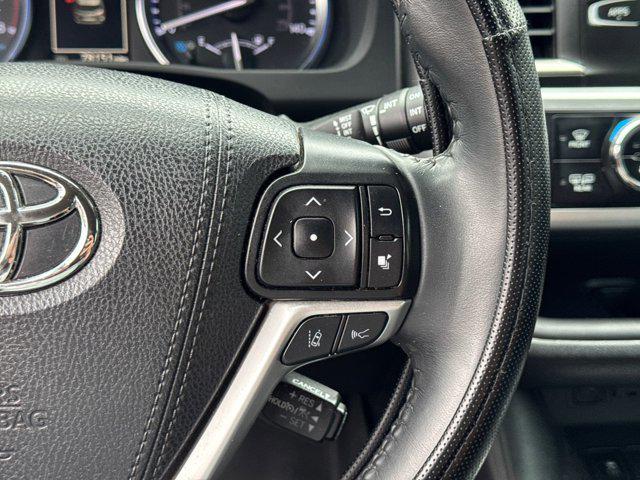 used 2019 Toyota Highlander car, priced at $26,991
