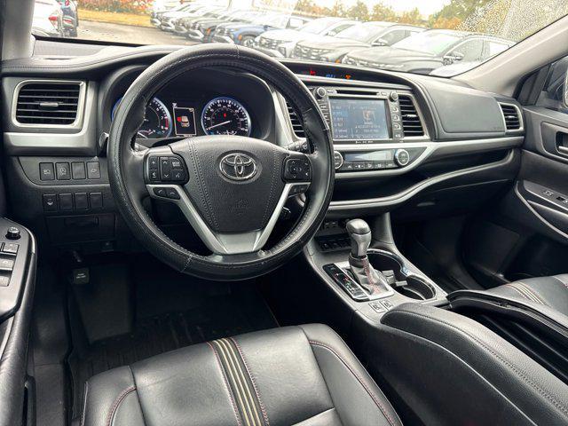 used 2019 Toyota Highlander car, priced at $26,991