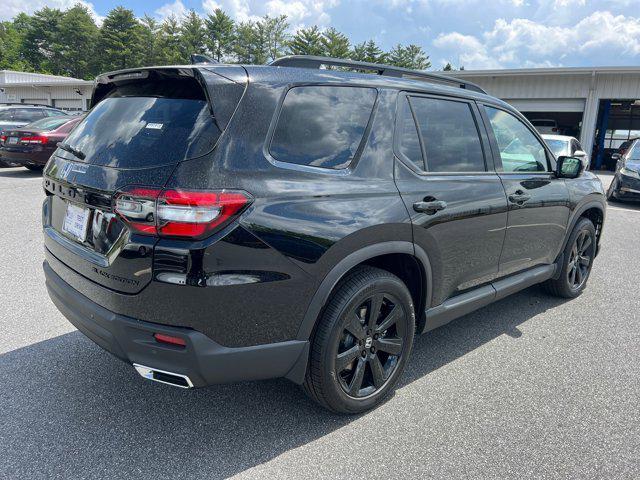 new 2025 Honda Pilot car, priced at $56,075